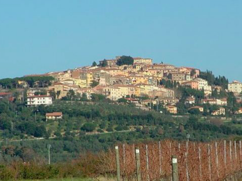 Castagneto Carducci, un borgo intriso di poesia 