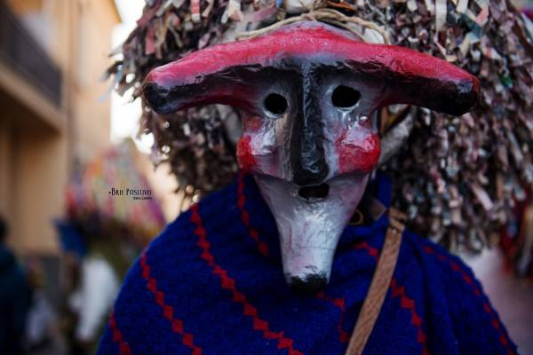 Foto Carnevale di Aliano 2024. Le maschere cornute nei luoghi di Carlo Levi. 7
